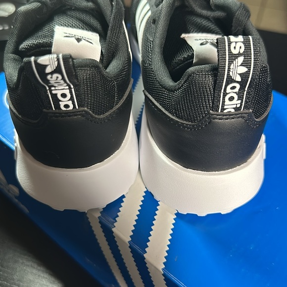 ADDIAS MULTIX C CHILDRENS SHOE *NEW*** - Picture 10 of 10